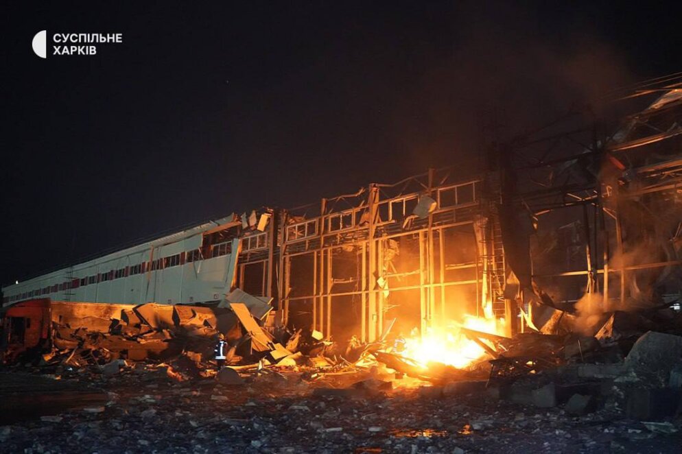 Окупанти вдарили ракетою по терміналу «Нової пошти» поблизу Харкова