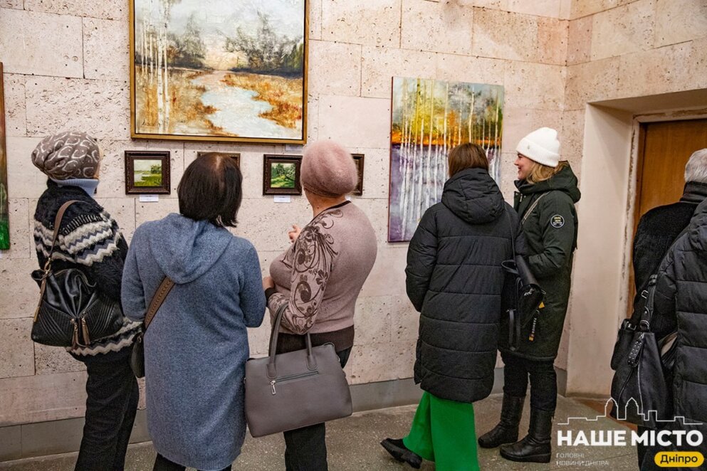ЕКСКЛЮЗИВ
                                У Дніпровському будинку мистецтв відкрилась виставка незвичайних пейзажів