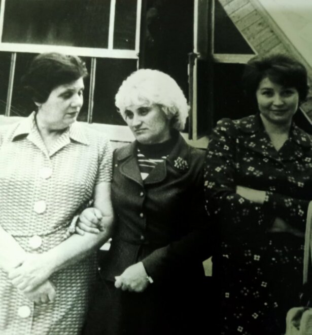 ЕКСКЛЮЗИВ
                                Ранкові тренування біля озера: як у Дніпрі в парку Глоби десятиліттями діяли групи здоров’я