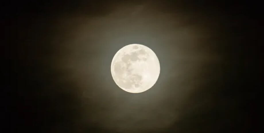 Вовчий Місяць: коли настане перша повня 2026 року та що означає її назва