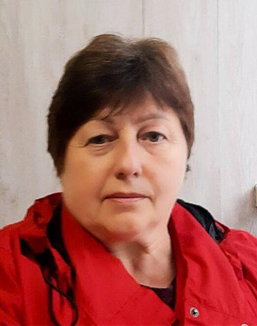 Тримає два фронти: історія медикині та волонтерки з Дніпропетровщини