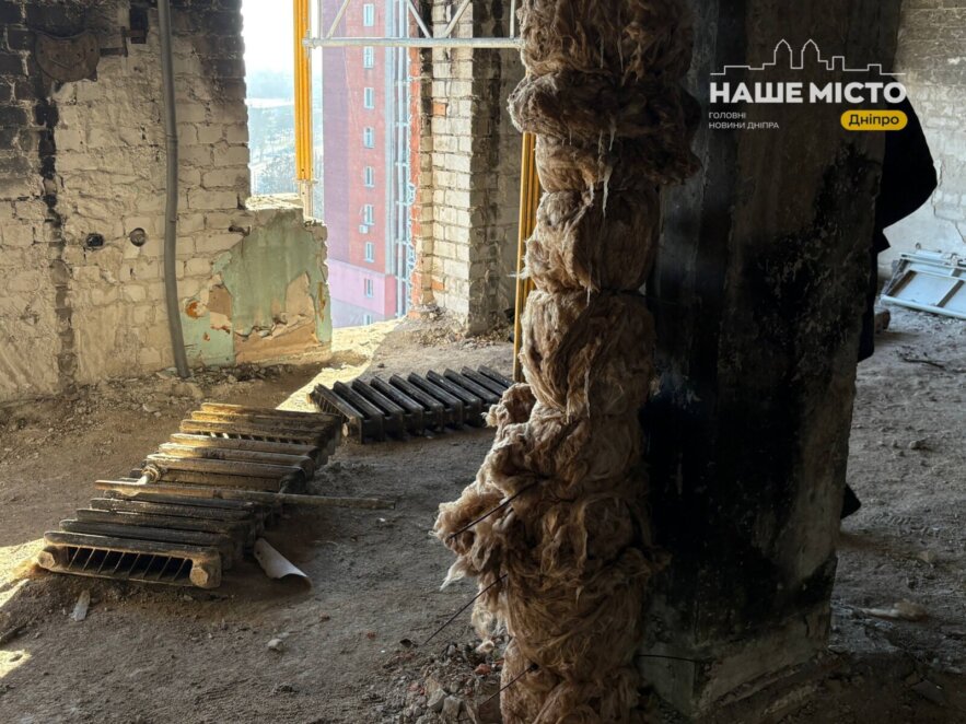 ОФІЦІЙНО                4 квартири зруйновані, 7 мають ризик обвалу: у Дніпрі готуються до відновлення 16-поверхівки на Запорізькому шосе