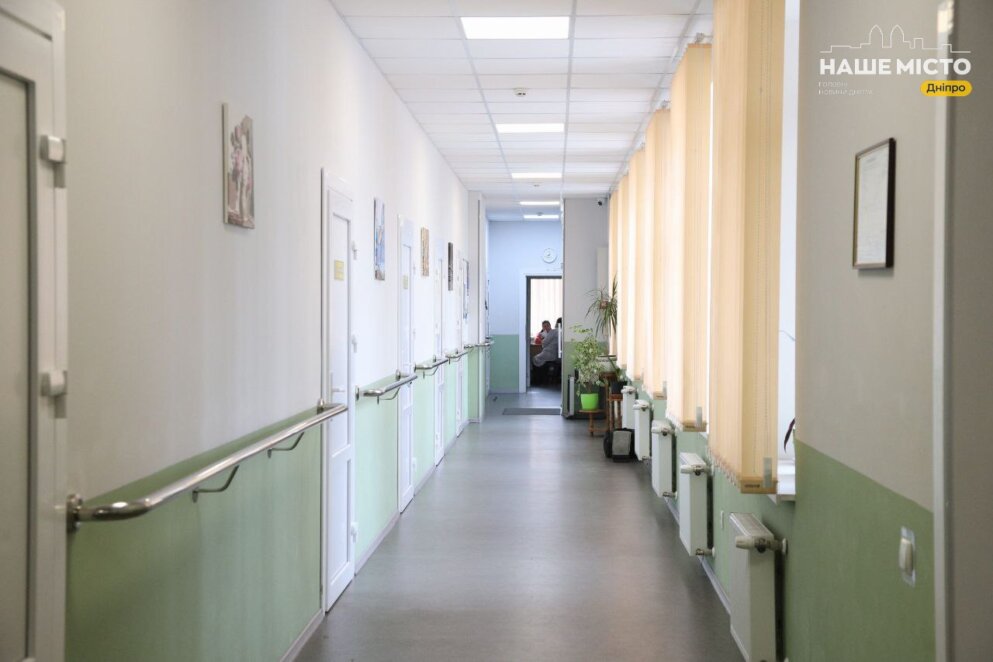 ЕКСКЛЮЗИВ
                                Не лише прихисток: як у Дніпрі відновлюють документи й долі у центрі «Крок назустріч»