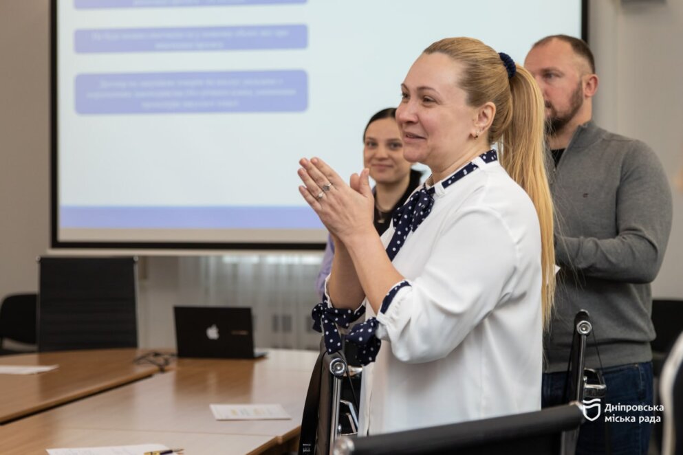 ОФІЦІЙНО                У Дніпрі вручили сертифікати на фінансову підтримку  переможцям конкурсу громадських ініціатив у Дніпрі