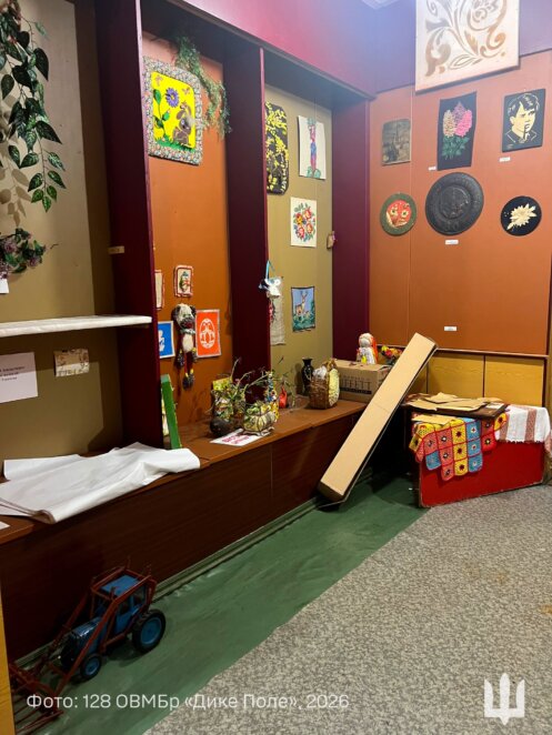 Врятували з-під ударів КАБами: до музею Дніпра евакуювали кам’яних баб