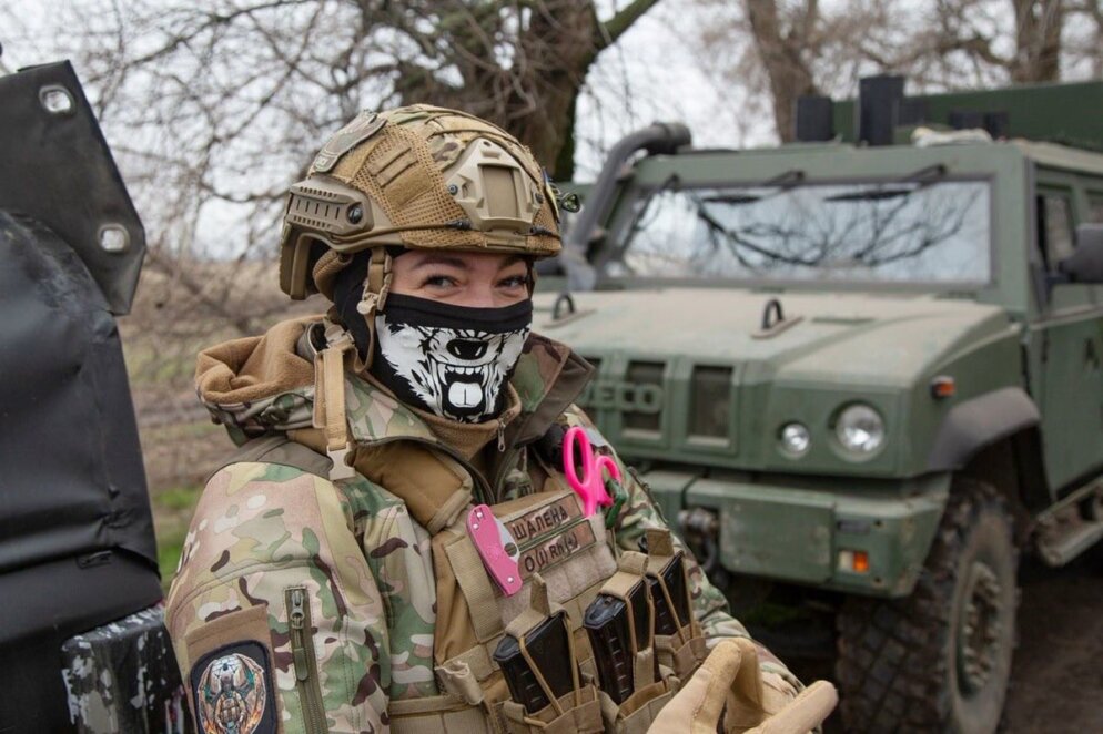 Він пішов добровольцем, вона пішла за ним: подружжя з Кривого Рогу разом б'є ворога на Запорізькому напрямку