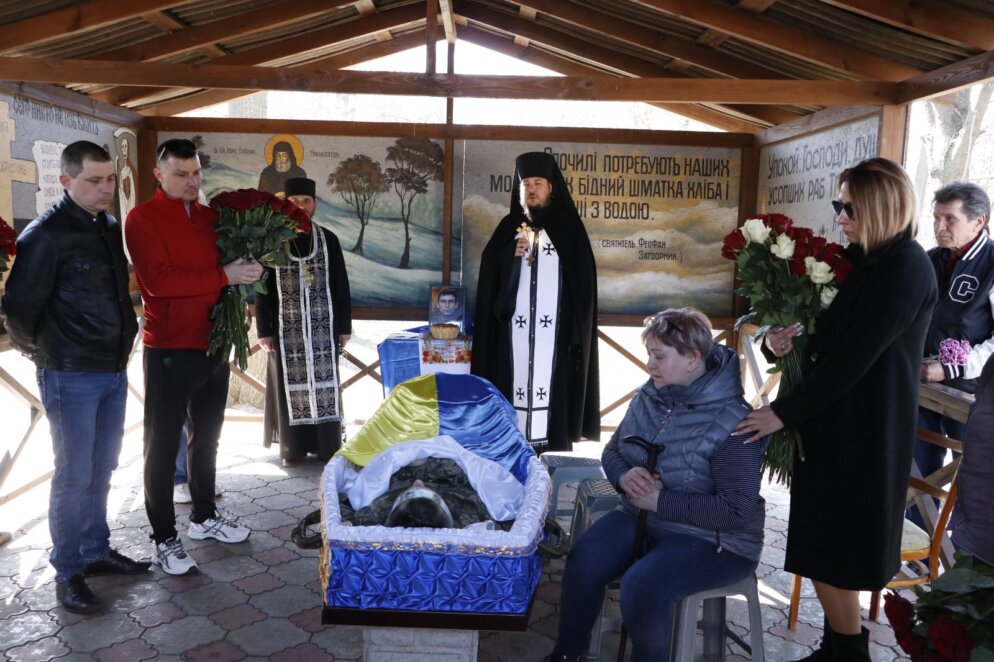 У Нікополі провели в останню путь головного сержанта