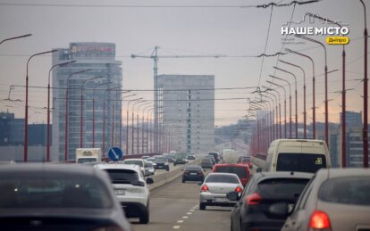 Как в Днепре курсирует общественный транспорт 12 марта