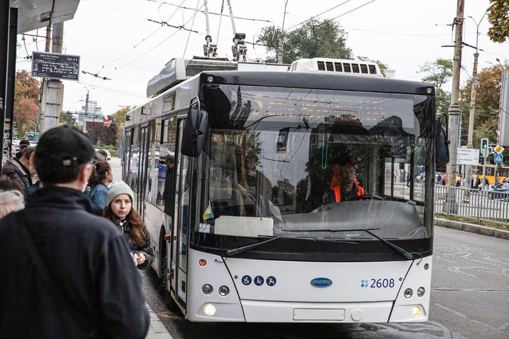 Квиток коштує 10 гривень, а місто платить 98: правда про проїзд у Дніпрі