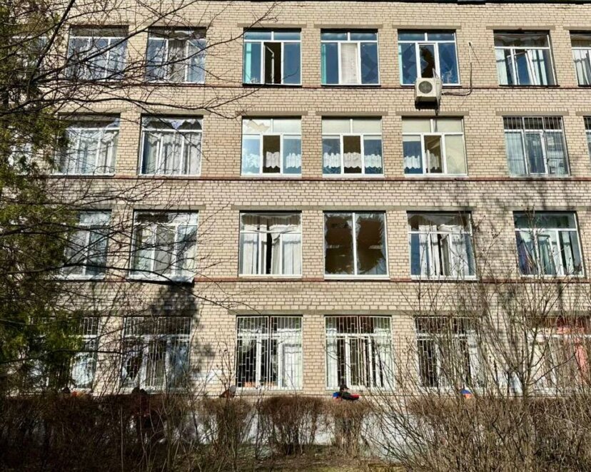 ОФІЦІЙНО                Скло, уламки та гілля з вулиць вивозять тоннами: Борис Філатов про наслідки масованої атаки на Дніпро