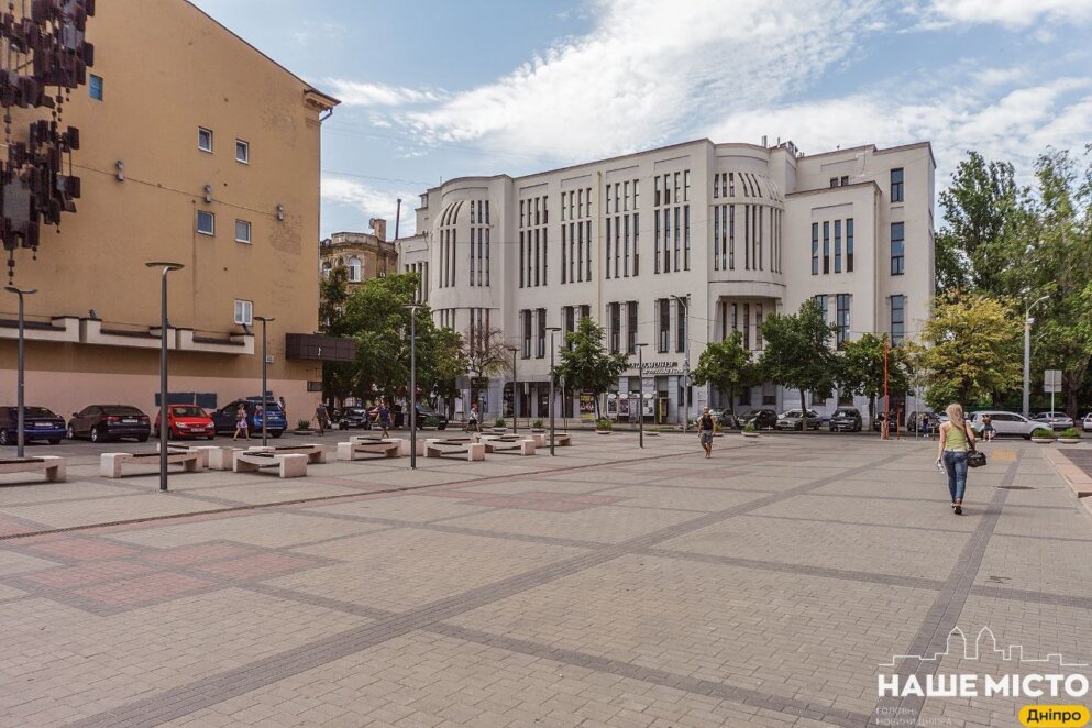 ЕКСКЛЮЗИВ
                                Запрошують два генії: у філармонії Дніпра відбудеться симфонічний концерт