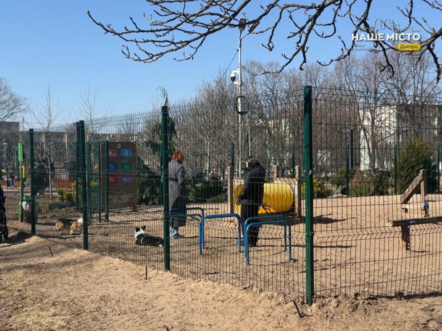 ЕКСКЛЮЗИВ
                                Весна у Дніпрі: як виглядає сучасний сквер Олександра Усачова у березні