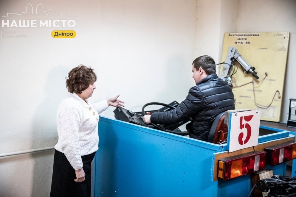 ЕКСКЛЮЗИВ
ОФІЦІЙНО                У Дніпрі готують машиністів метрополітену та водіїв трамвая та тролейбуса
