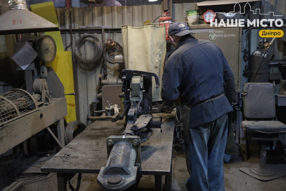 ЕКСКЛЮЗИВ
ОФІЦІЙНО                Друге життя електротранспорту: як у Дніпрі ремонтують трамваї та тролейбуси