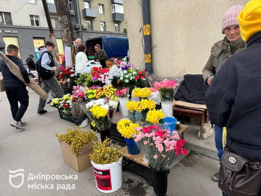 ОФІЦІЙНО                У Дніпрі нагадали про штрафи за незаконну торгівлю ритуальною продукцією