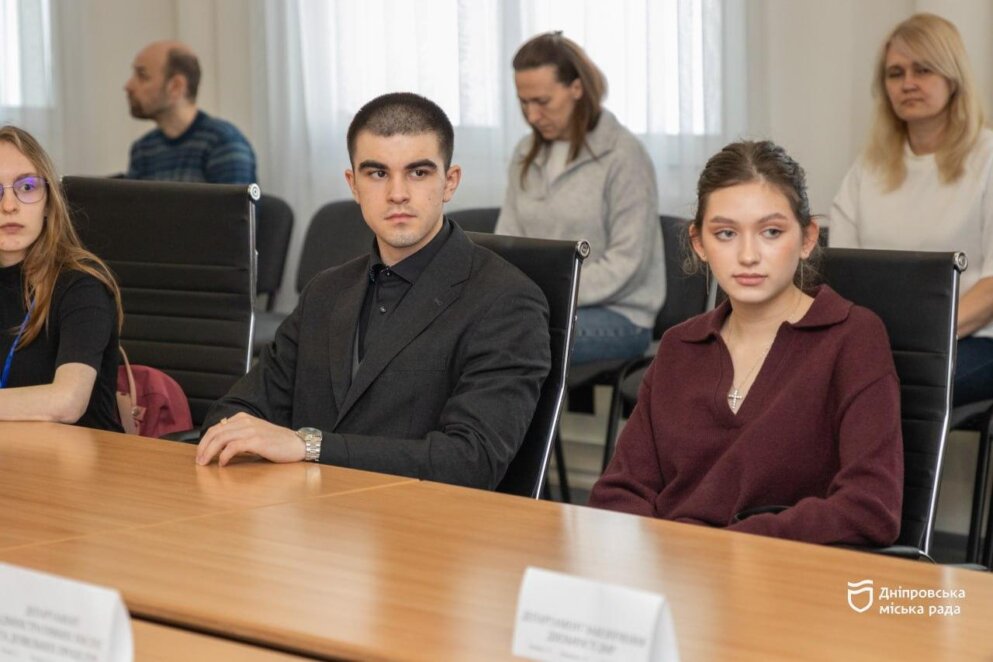 ОФІЦІЙНО                У міськраді Дніпра стартувала програма стажування для активної молоді
