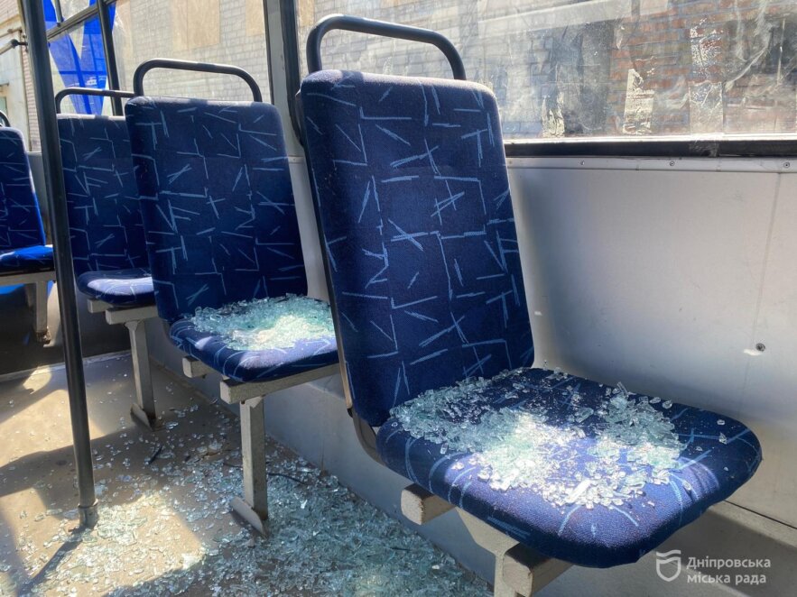 ОФІЦІЙНО                Пошкоджено п’ять тролейбусів і майстерня: Дніпро ліквідовує наслідки атаки рф на Дніпро 17 квітня