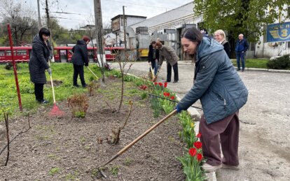 Чистота і озеленення: понад 40 працівників електротранспорту долучилися до акції #Чистий_Дніпро і #...