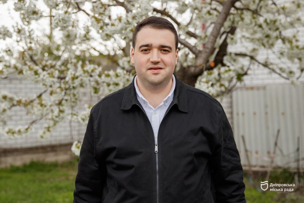 У Дніпрі міська влада разом із  міжнародними фондами відновили будинок багатодітної родини після обстрілу