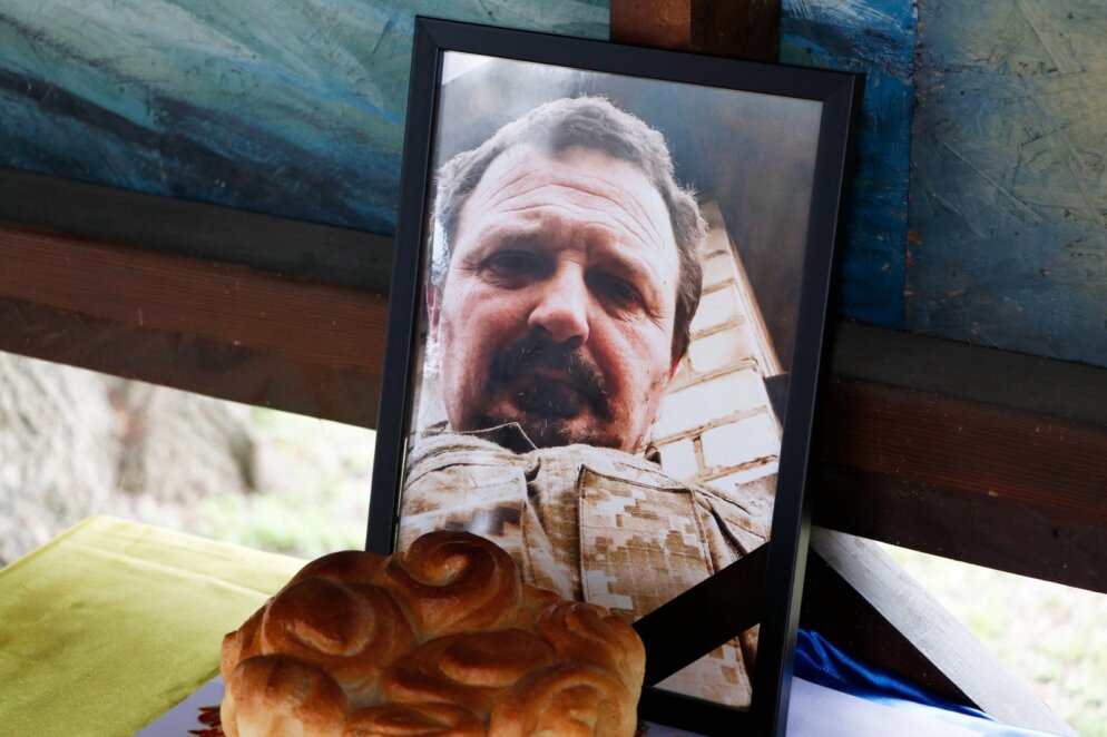 У Нікополі провели в останню путь солдата