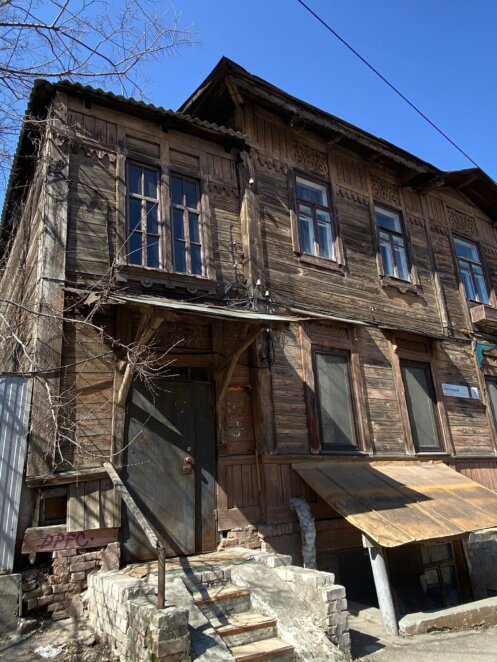 У Дніпрі зберігся останній двоповерховий дерев’яний будинок: які таємниці приховує унікальна пам’ятка