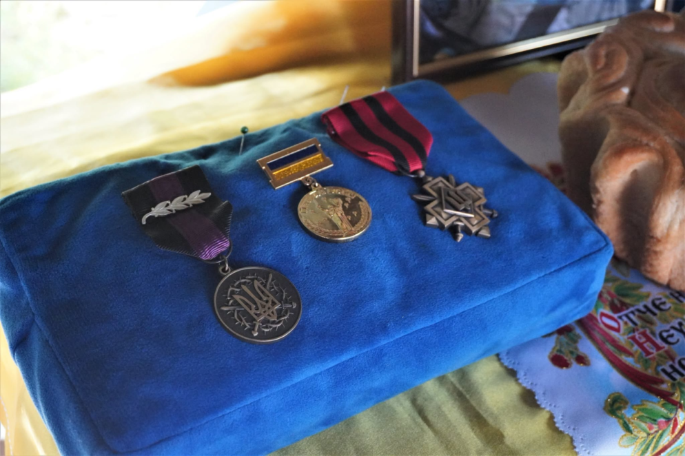 Після поранення повернувся до побратимів: у Нікополі провели в останню путь солдата