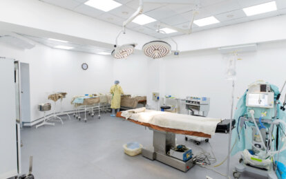 Інтерпайп Пінчука посилює лікарні регіону: ремонти, обладнання, реабілітація