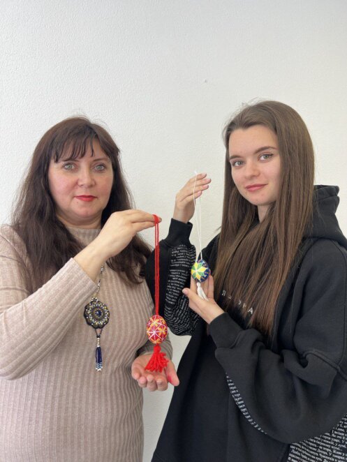 ЕКСКЛЮЗИВ
                                Від покоління до покоління: великодні традиції родин Дніпра