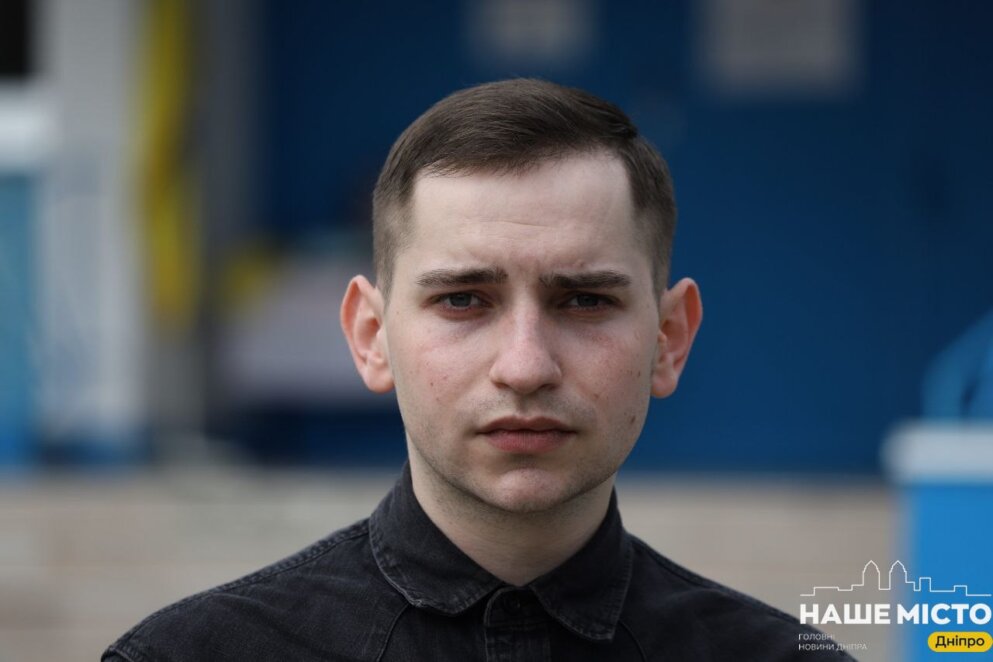 ЕКСКЛЮЗИВ
ОФІЦІЙНО                Йому було лише 18: у Дніпрі відкрили меморіальну дошку на честь загиблого Олега Бугріма