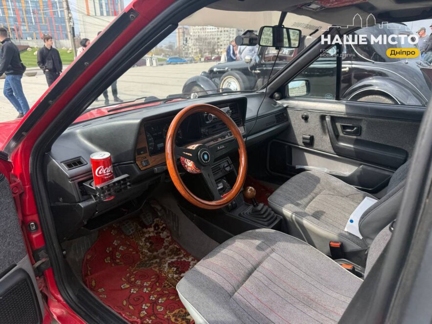 ЕКСКЛЮЗИВ
                                У Дніпрі відбувся автопробіг ретроавтомобілів «За весною»