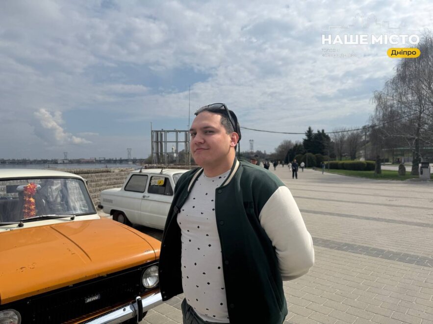 ЕКСКЛЮЗИВ
                                У Дніпрі відбувся автопробіг ретроавтомобілів «За весною»