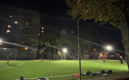 Портят скамейки, навесы и освещение: в Днепре возросло число случаев вандализма в парках и скверах