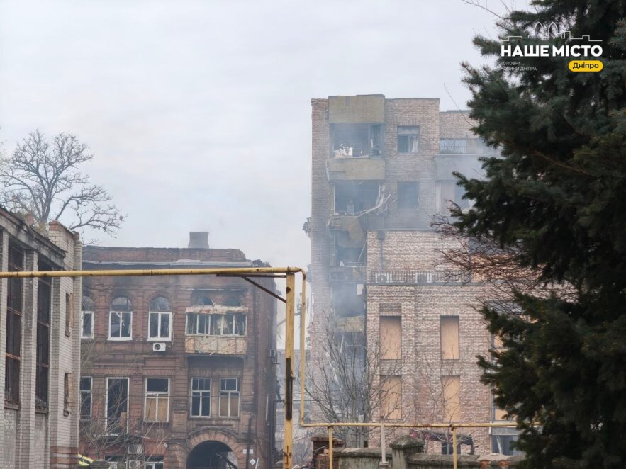 У Дніпрі внаслідок масованої атаки сталося відключення мереж ЦЕК
