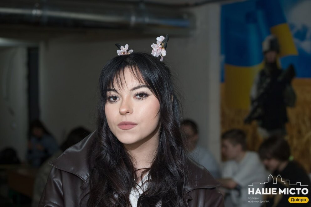 ЕКСКЛЮЗИВ
                                Заборона смартфонів у школах: як до цього ставляться учні та вчителі у Дніпрі