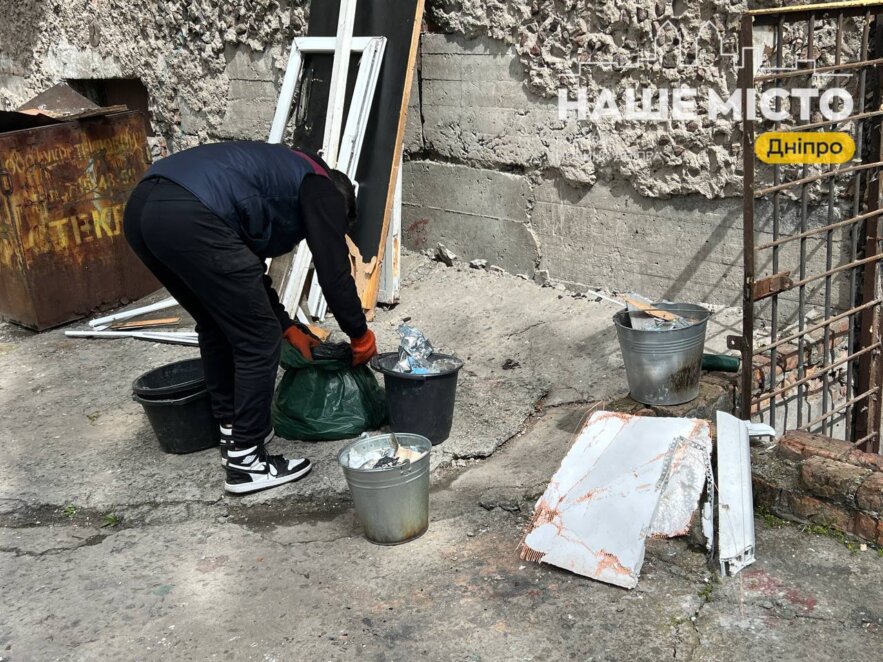 ЕКСКЛЮЗИВ
                                У Дніпрі внаслідок ворожої атаки постраждав студентський гуртожиток — вибито близько 200 вікон