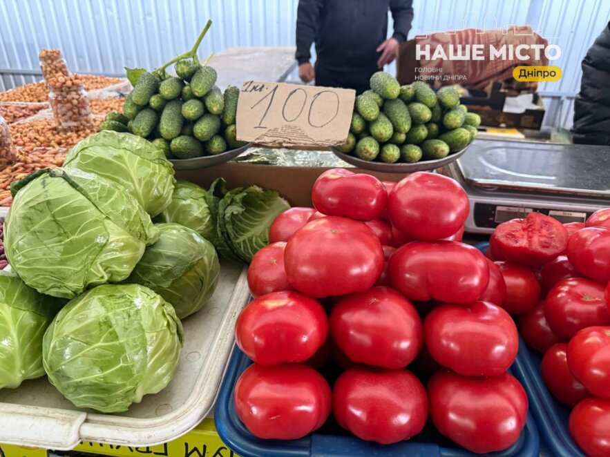 Огірки у Дніпрі подешевшали на 30-40%: де купити вигідніше і коли чекати на доступні ціни