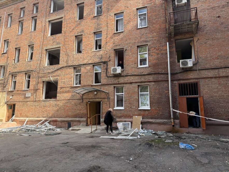 ЕКСКЛЮЗИВ
                                Знімальна група «Наше місто» потрапила під шахедну атаку, працюючи на місці обстрілу у Дніпрі