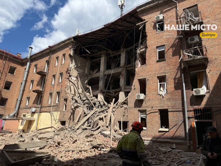 ЕКСКЛЮЗИВ
                                Знімальна група «Наше місто» потрапила під шахедну атаку, працюючи на місці обстрілу у Дніпрі