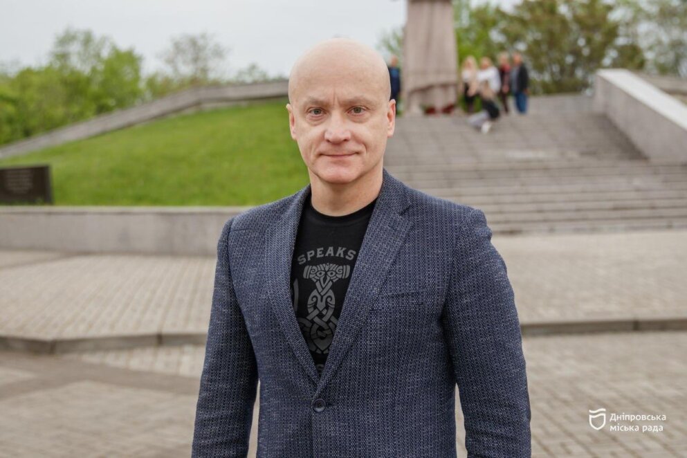 ОФІЦІЙНО                Дніпро вшанував пам’ять жертв репресій та борців за свободу України