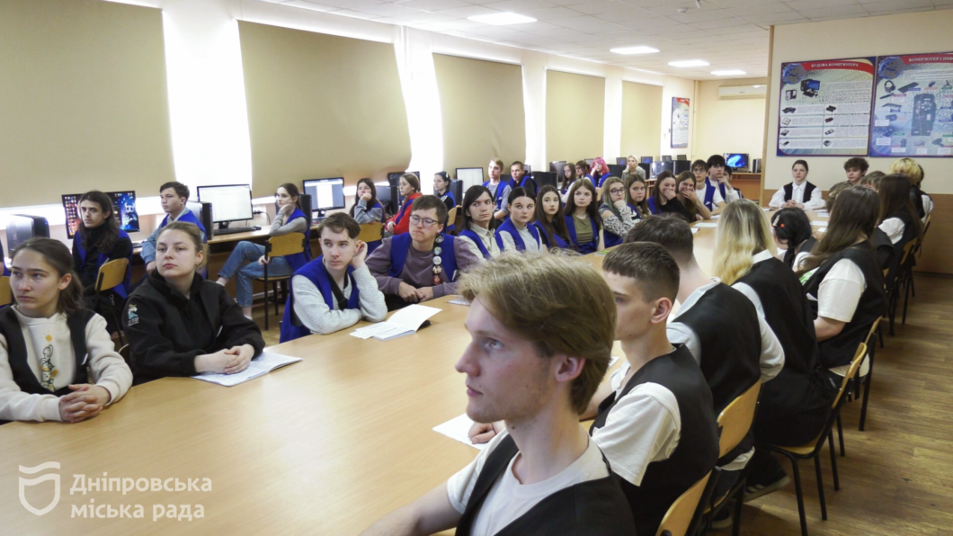 Філатов прочитав чергову відкриту онлайн-лекцію для понад 2,6 тис. студентів та ліцеїстів