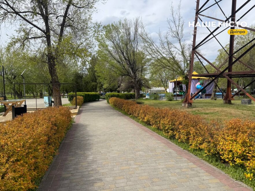 ЕКСКЛЮЗИВ
                                Весна у Дніпрі: як виглядає Новокодацький парк на початку травня