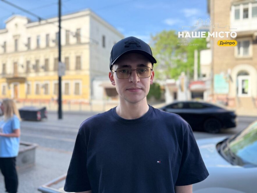 Театралізована подорож: у Дніпрі вперше провели історичну екскурсію у сучасному низькопідлоговому трамваї