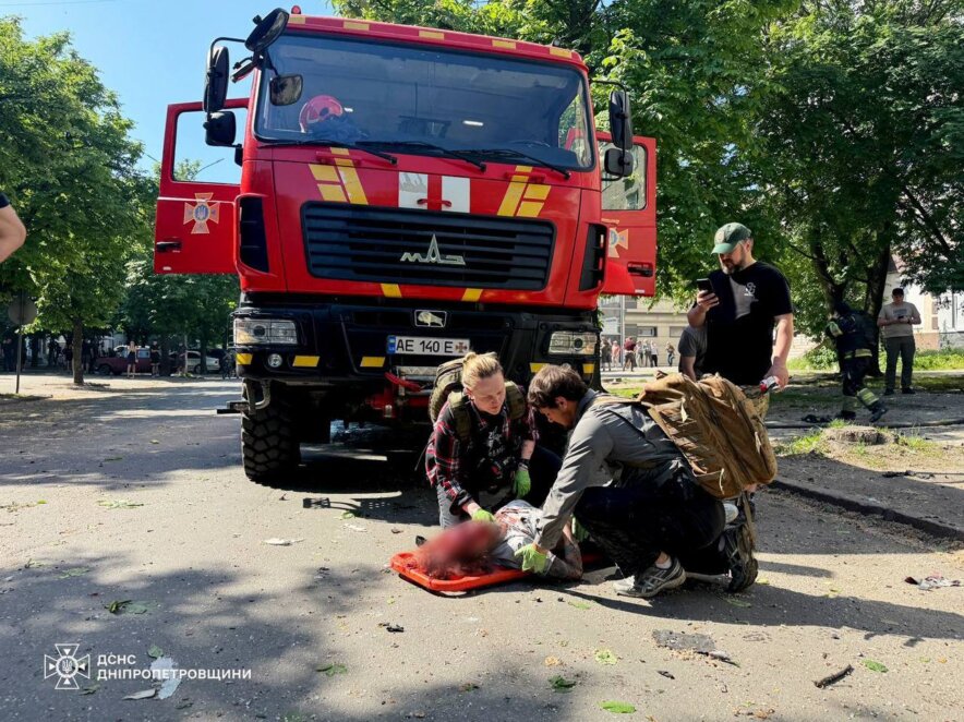 У Павлограді через атаку безпілотниками постраждали п’ятеро людей, серед них дитина