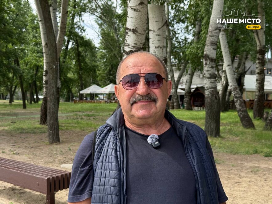 ЕКСКЛЮЗИВ
ОФІЦІЙНО                Нові душові, інклюзивні вбиральні та чистий пісок: у Дніпрі на Монастирському острові готують пляж до літнього сезону