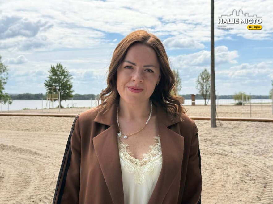 ЕКСКЛЮЗИВ
ОФІЦІЙНО                Нові душові, інклюзивні вбиральні та чистий пісок: у Дніпрі на Монастирському острові готують пляж до літнього сезону