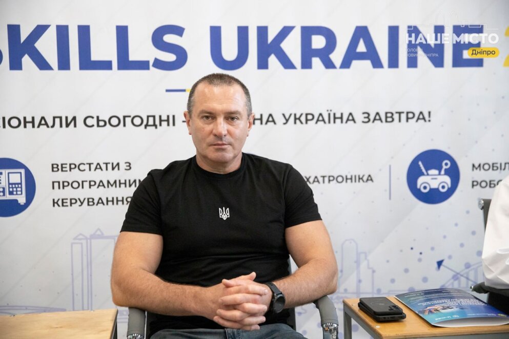 ЕКСКЛЮЗИВ
                                Щохвилини на передовій порятунку життя: як працює екстрена медицина Дніпра