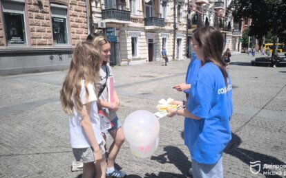 Психологічна, соціальна та юридична підтримка: як у Дніпрі допомагають постраждалим від насильства