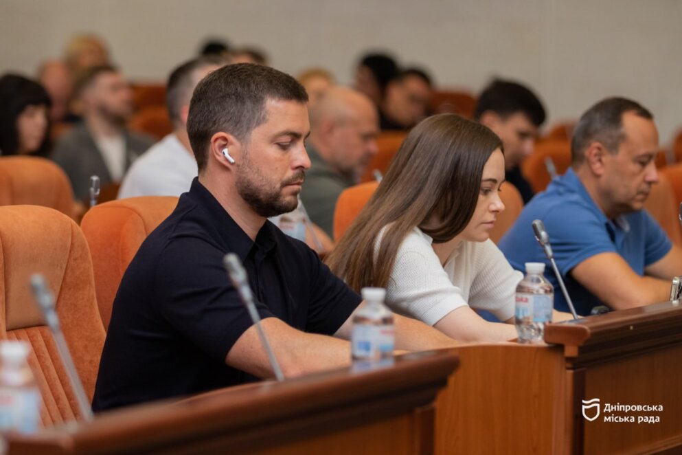 Cесія міськради: відзнаки медикам, підтримка Сил оборони, турбота про військових та ветеранів