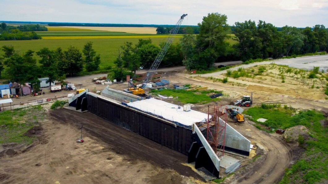 На Дніпропетровщині триває будівництво стратегічної траси Н-31: коли відкриють рух
