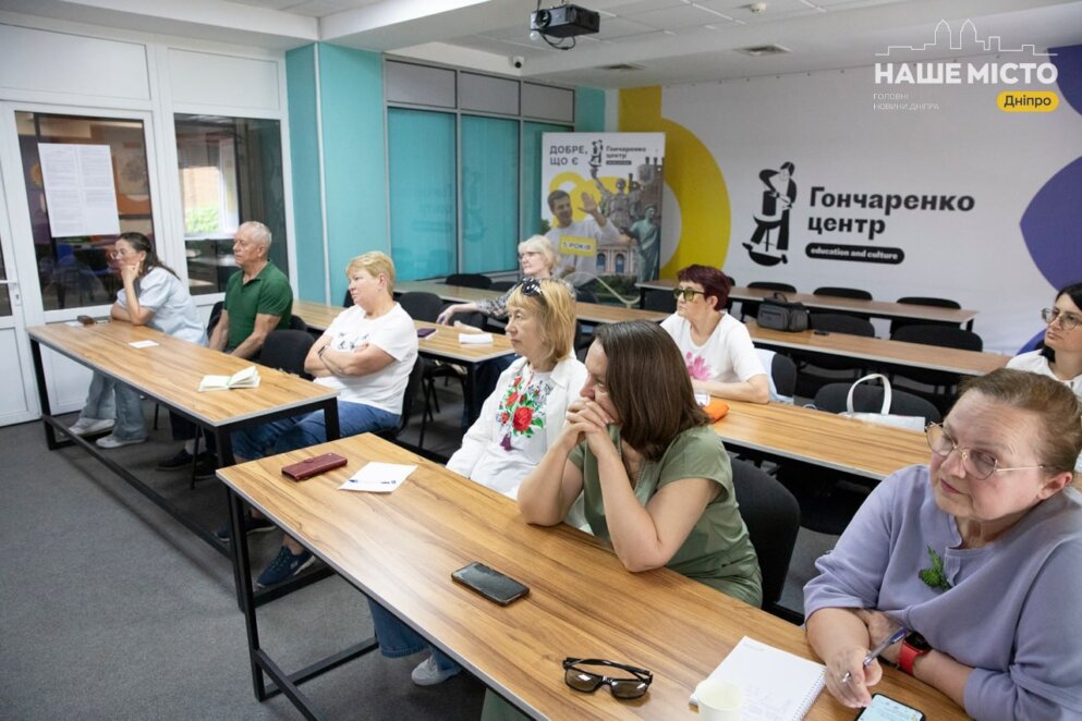 ЕКСКЛЮЗИВ
                                Новий розквіт: лікарка з Дніпра розповіла, як залишатися у формі в зрілому віці
